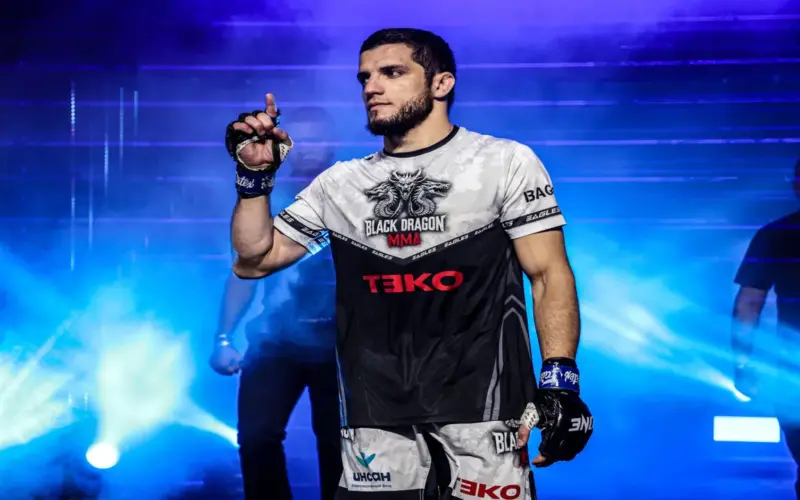 محمد أكاييف يعد بتقديم أداء مميز أمام لوكاس غابرييل في عرض ONE Fight Night 40: “أعرف كيف أهزمه”